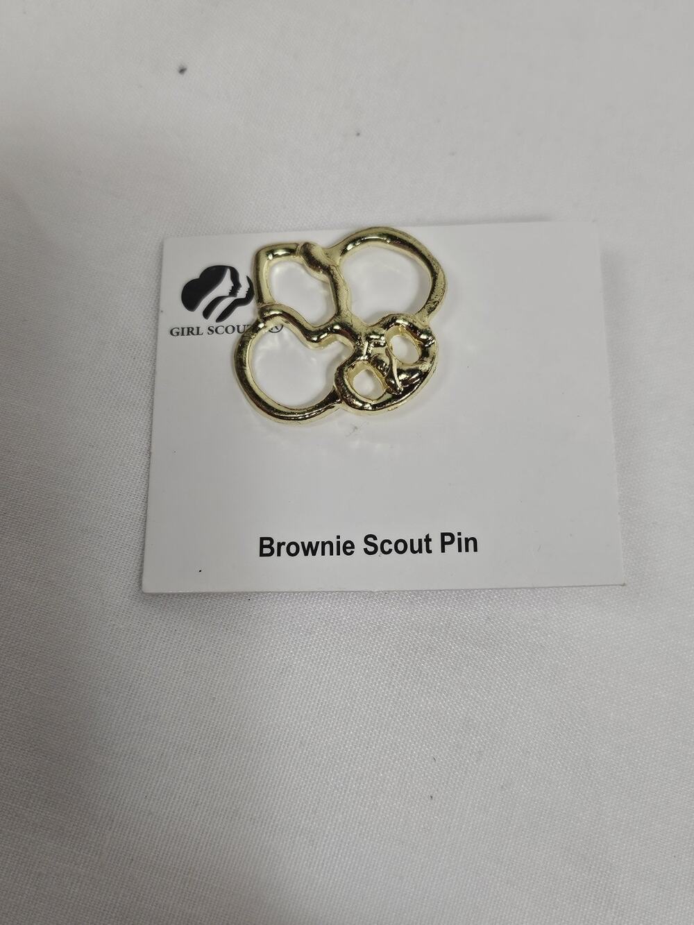 Girl Scout BROWNIE MEMBERSHIP PIN Uniform Badge Award Pixie Elf NEW CARD